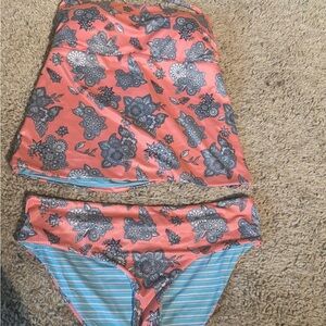 La Vie En Rose Coral and Gray Floral Tankini - reversible